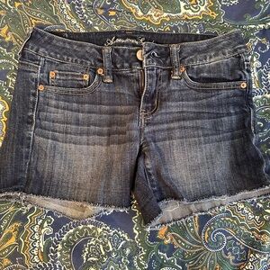 American Eagle size 4 women’s shorts